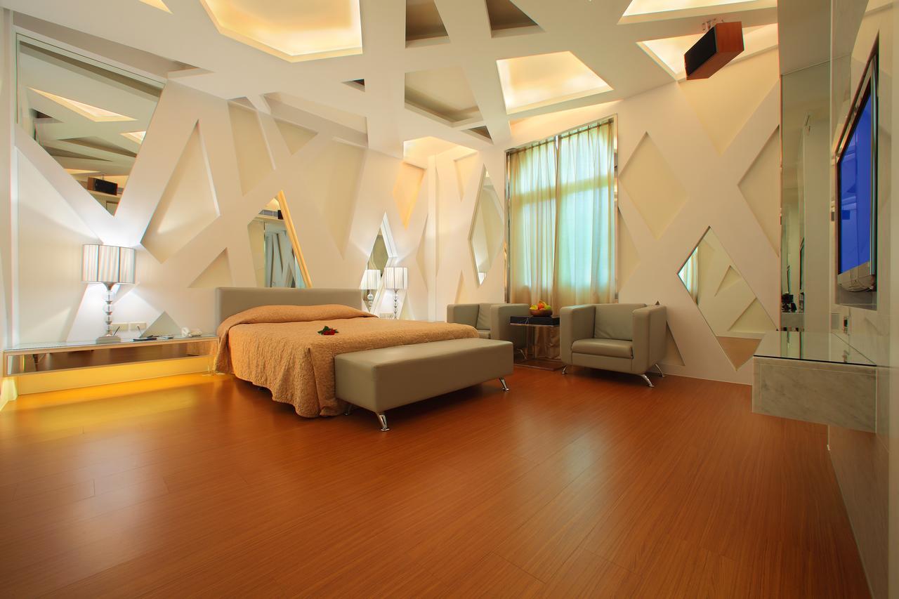 Spring Hotel Taizhong Zewnętrze zdjęcie