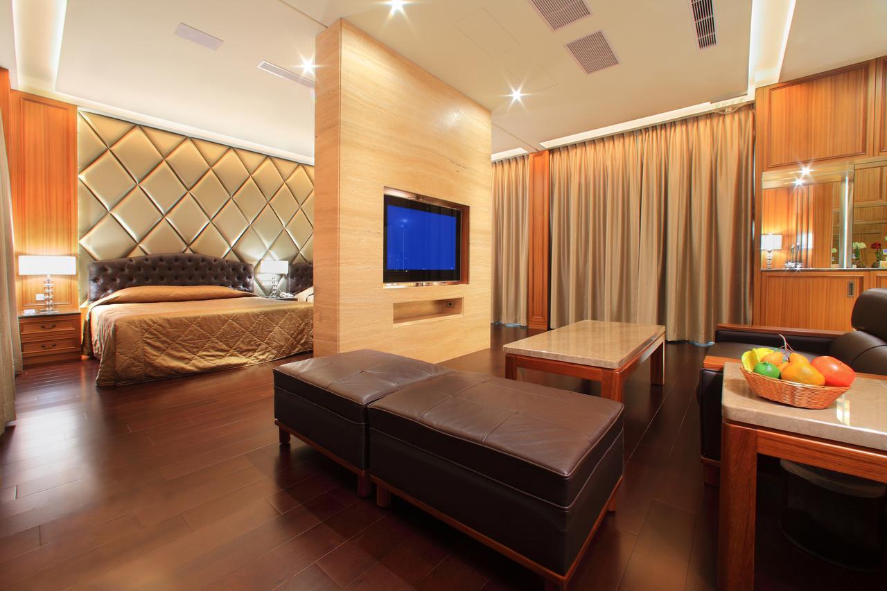 Spring Hotel Taizhong Zewnętrze zdjęcie