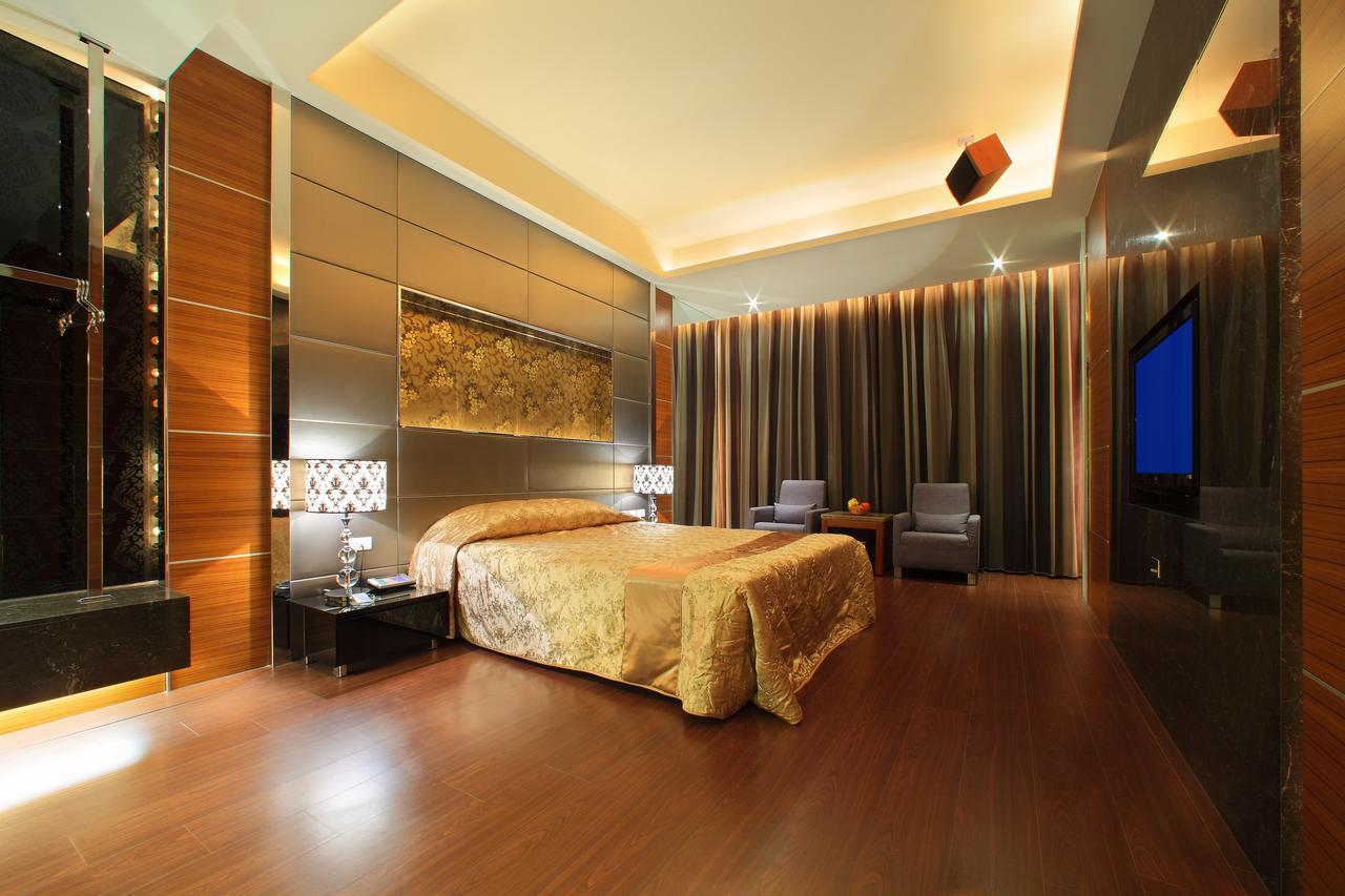 Spring Hotel Taizhong Zewnętrze zdjęcie