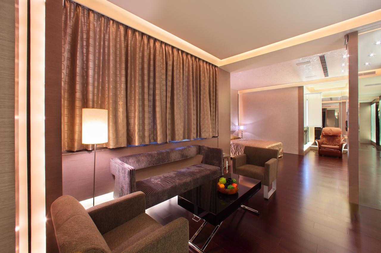 Spring Hotel Taizhong Zewnętrze zdjęcie